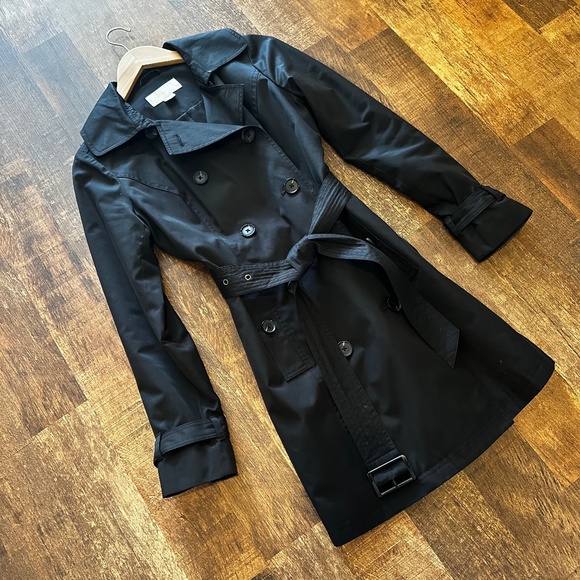 Women's Michael Kors Trench Coat - Picture 1 of 4